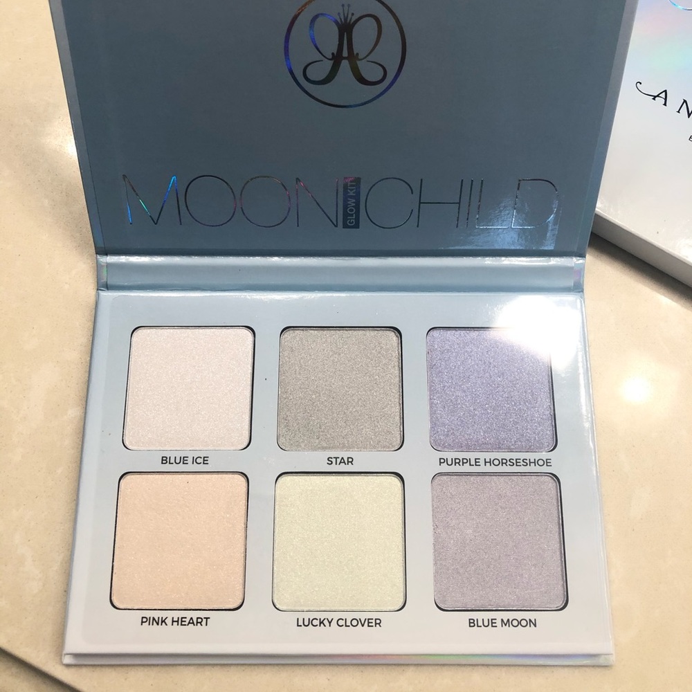 NEW - Anastasia BV Moon Child Glow Kit